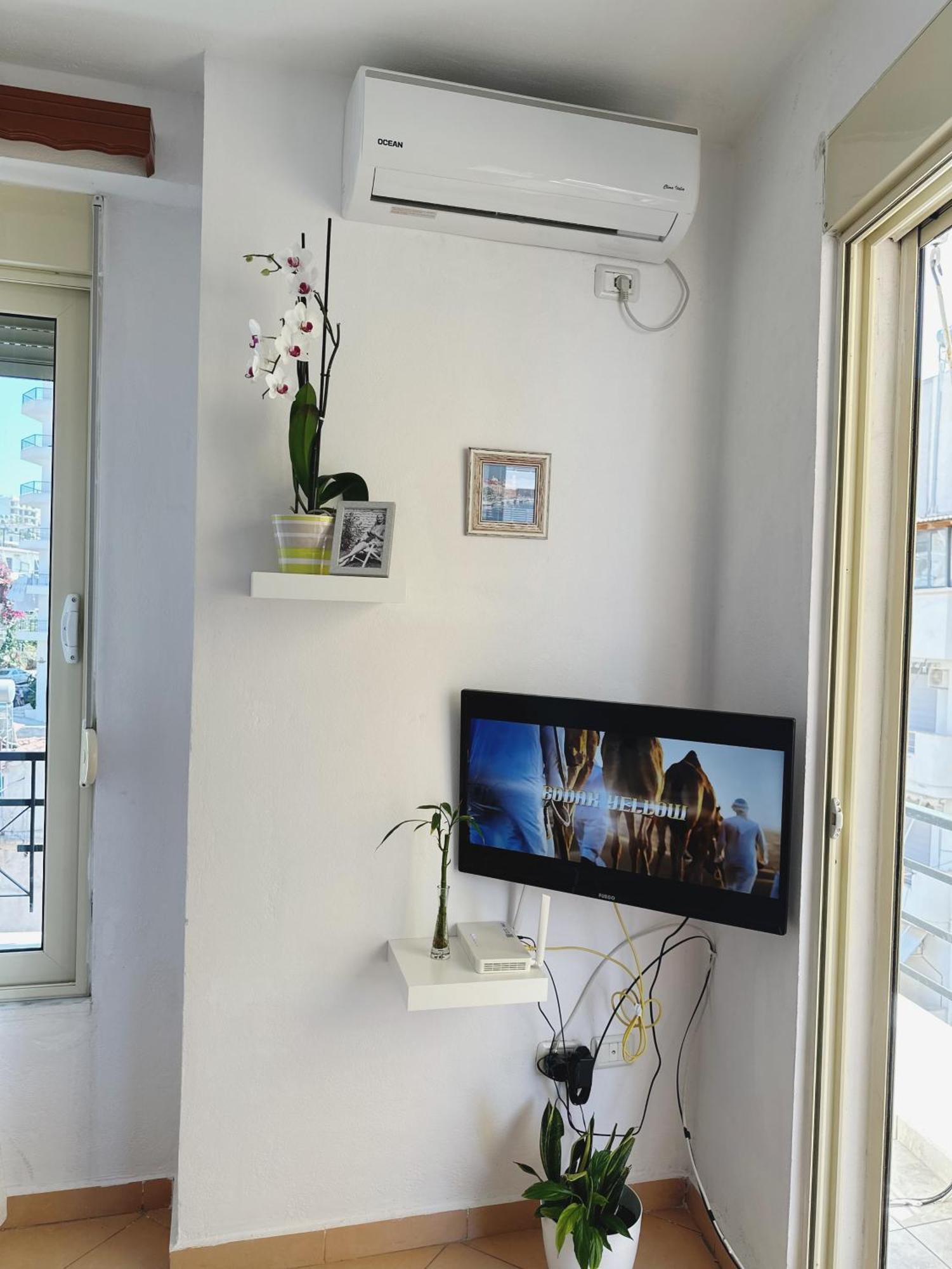 Kristi Apartment 2 Min To Sea Netflix & Espresso Station Саранда Экстерьер фото